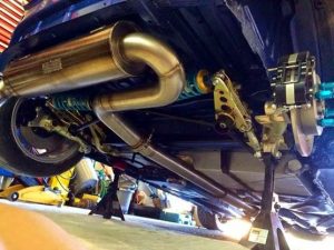 106/Saxo rear rocker type suspension kit with GAZ 1 WAY shocks and springs