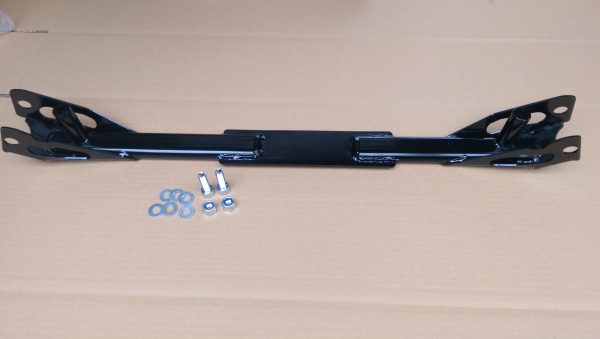 106/Saxo Lower Strut Brace